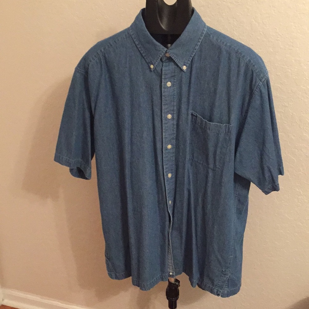 Men’s denim short sleeve shirt
